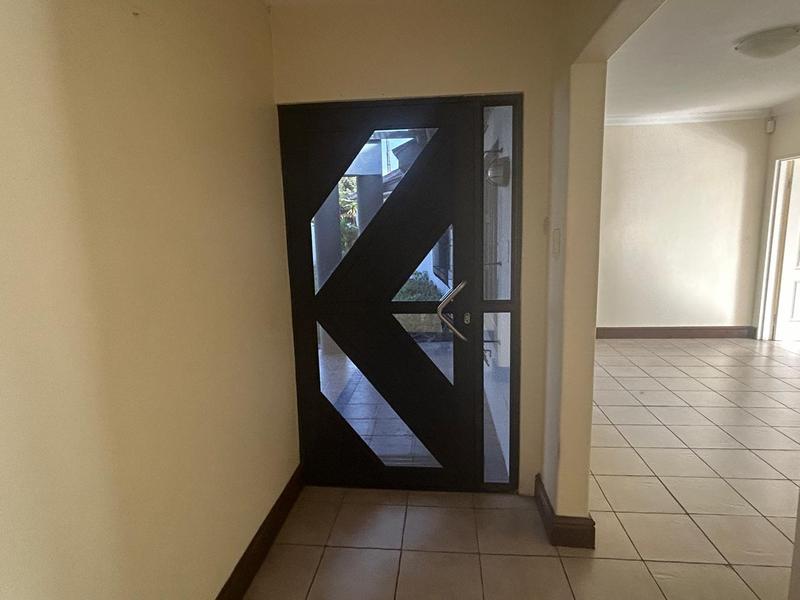 4 Bedroom Property for Sale in Rondebosch Western Cape